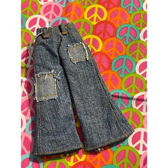 Bratz Boyz Dylan Doll Blue Jeans Patch Silver Rope on Loops Back Pockets #20 - Picture 1 of 4